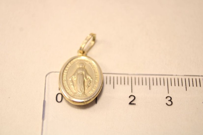 Ovalný zlatý prívesok medailón so symbolmi Panny Márie, žlté zlato, 1,18 g, 585/1000, 14 karátov