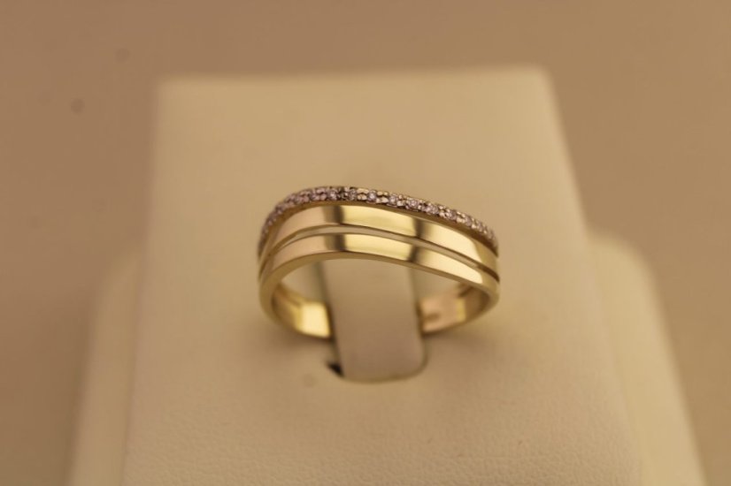 Prsteň- diamanty- H/Si2- žlté zlato- 14 karátov
