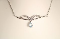 Strieborná celebritka s modrým Topásom a čírymi zirkónmi, rhodium, 44-47 cm, 3,33 g, 925/1000