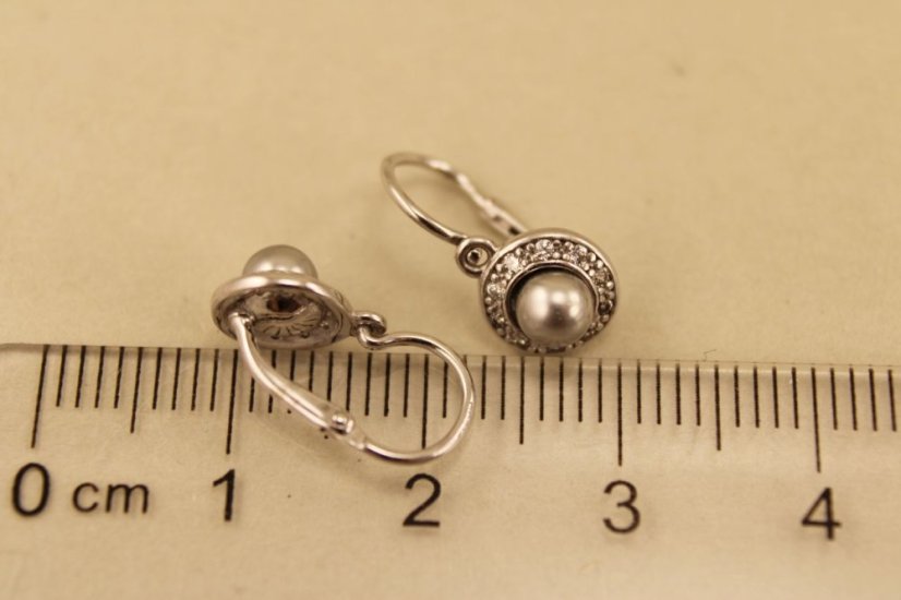 Strieborné náušnice, syntetická perla a číre zirkóny, 1,33g 925/1000