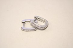 Strieborné rhodiované náušnice, obdĺžnikový tvar s čírymi zirkónmi, kĺbové zapínanie, 2,22 g, 925/1000