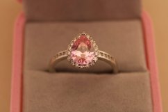 Strieborný prsteň slza - Rúžový zirkón - 925 - rhodium