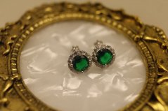 Náušnice - zelený a číry zirkón - šrúbky - striebro