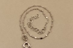Strieborný náramok jemný vzor kociek na pílkovej retiazke, rhodium, 17-20,5cm, 1,22g 925/1000
