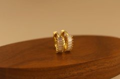 Náušnice - číre zirkóny - zacvakávacie - pozlátené striebro