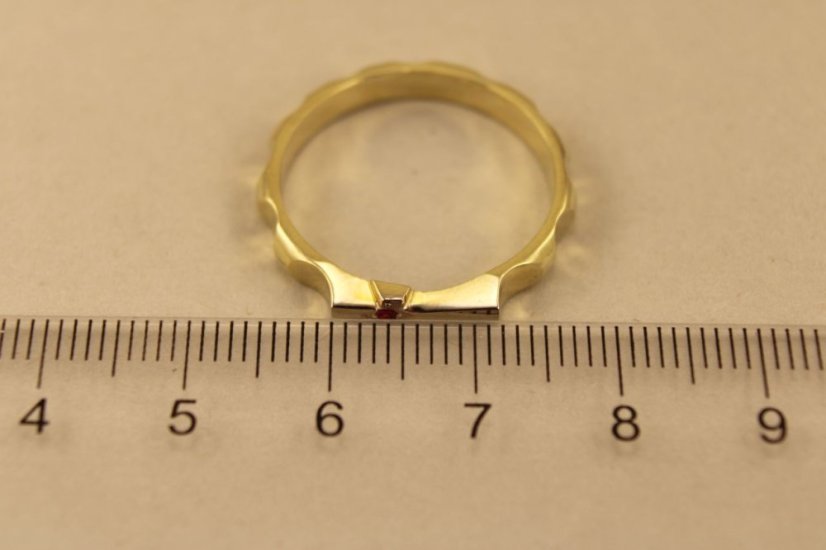Zlatý prsteň, kombinované zlato, rúžový zirkón, veľkosť 62, 4,09g 14k 585/1000