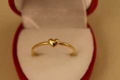 Zlatý prsteň - srdiečko - žlté zlato - 14 karátov