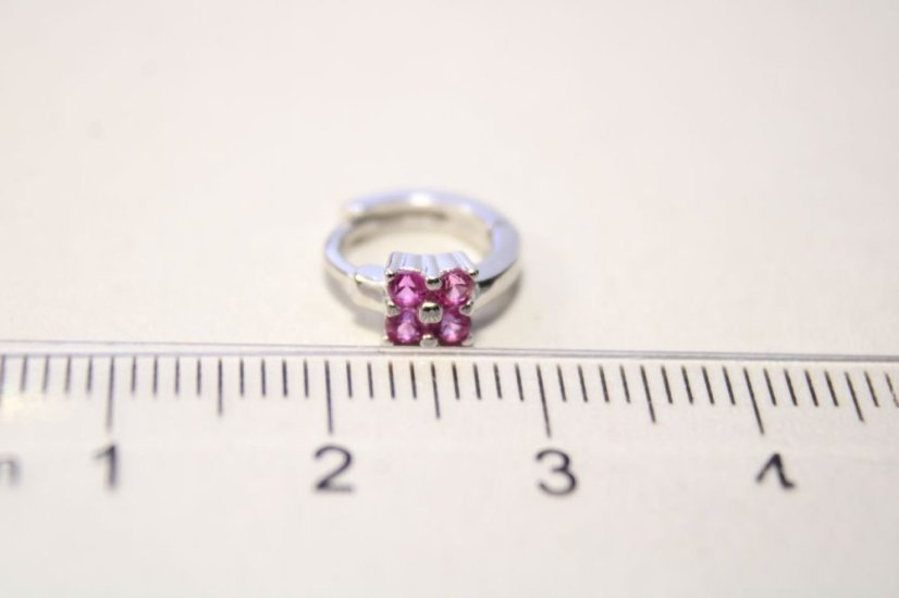 Strieborné náušnice malé kruhy s ružovými kamienkami, rhódium, zacvakávacie, 1,42g, 925/1000