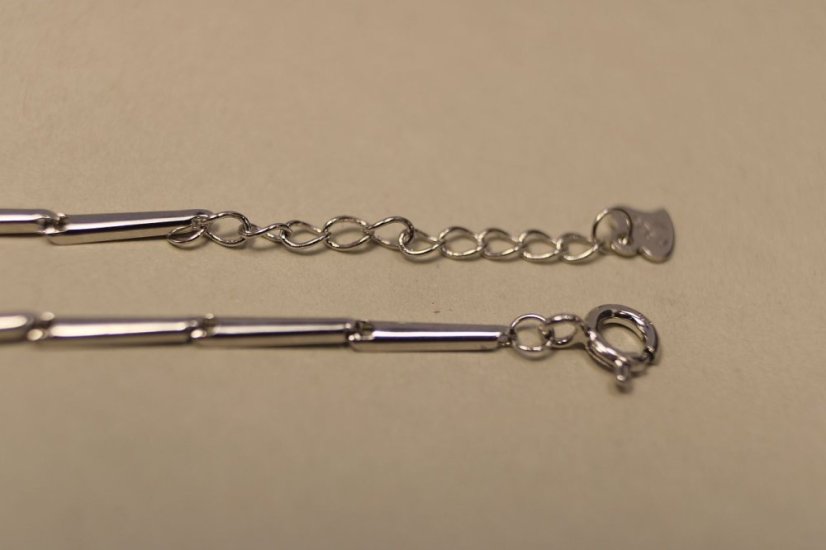 Náramok-modrý opál-rhodium-striebro