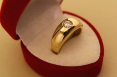 Zlatý prsteň - Hladké osadenie zirkóna - Žlté zlato - 14k