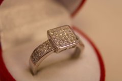 Strieborný prsteň rhódiovaný, číre zirkóny, veľkosť 54, 2,75g, 925/1000