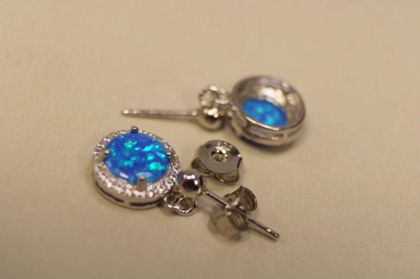 Náušnice- visiace-modrý opál-číre zirkóny-puzetky-striebro
