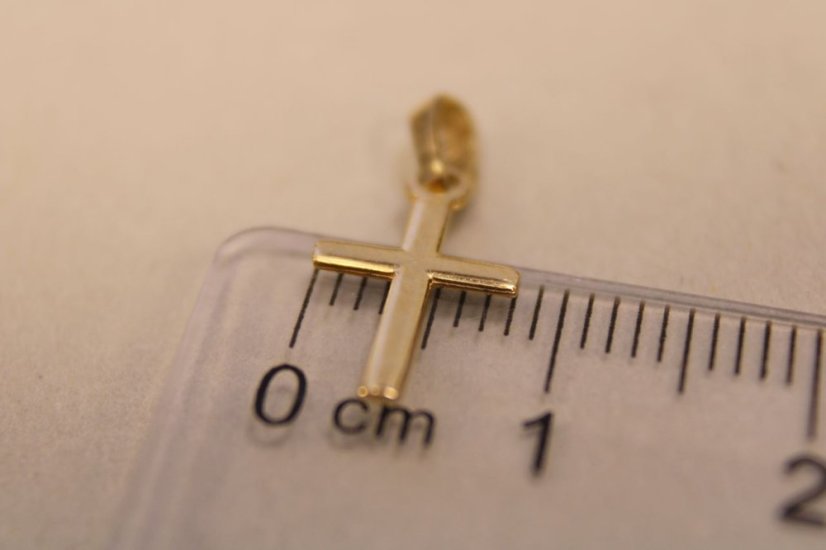 Zlatý prívesok krížik hladký povrch, žlté zlato, 0,33g, 14karátov, 585/1000