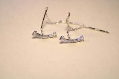 Strieborné jemné náušnice s čírymi kamienkami zirkóna, rhódium, prevliekacie, 0,73g, 925/1000