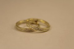 Náušnice- kruhy- zirkóny- zacvakávacie- pozlátené striebro