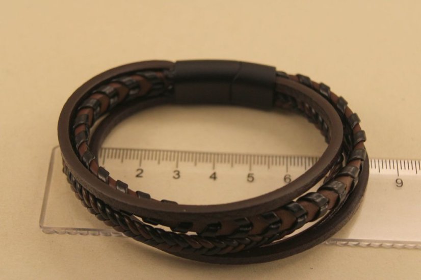 Pletený kožený náramok s magnetickou sponou