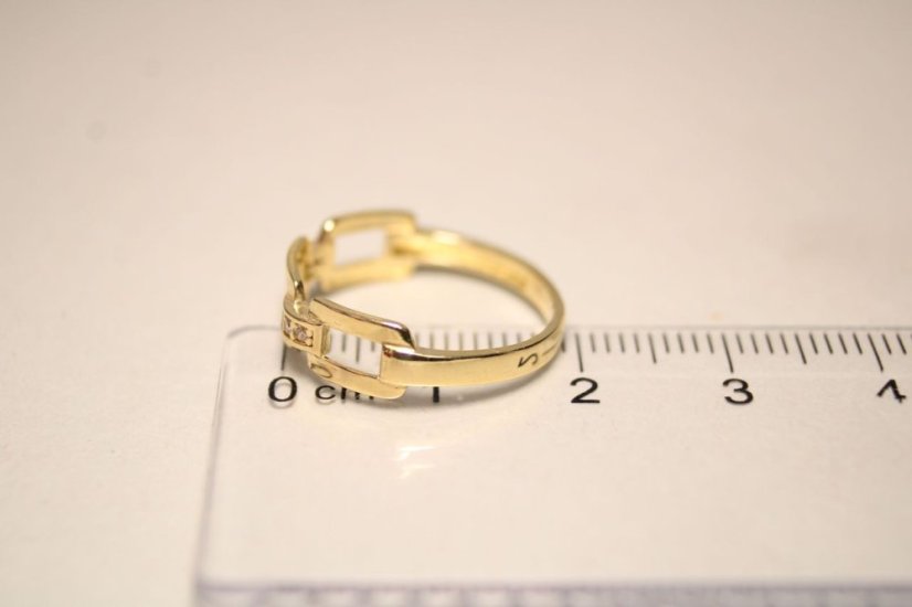 Prsteň-retiazkový vzor-žlté zlato- číre zirkóny-14 karátov