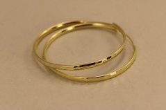 Náušnice-kruhy-gravírované-pozlátené striebro