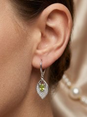 Náušnice- zelený Olivín- číre zirkóny- rhódiované striebro