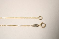 Retiazka- kombinovaný vzor- kocka- žlté zlato- 14 karátov