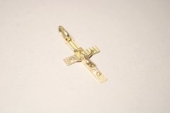 Prívesok- kríž s Ježišom- žlté zlato- 14 karátov