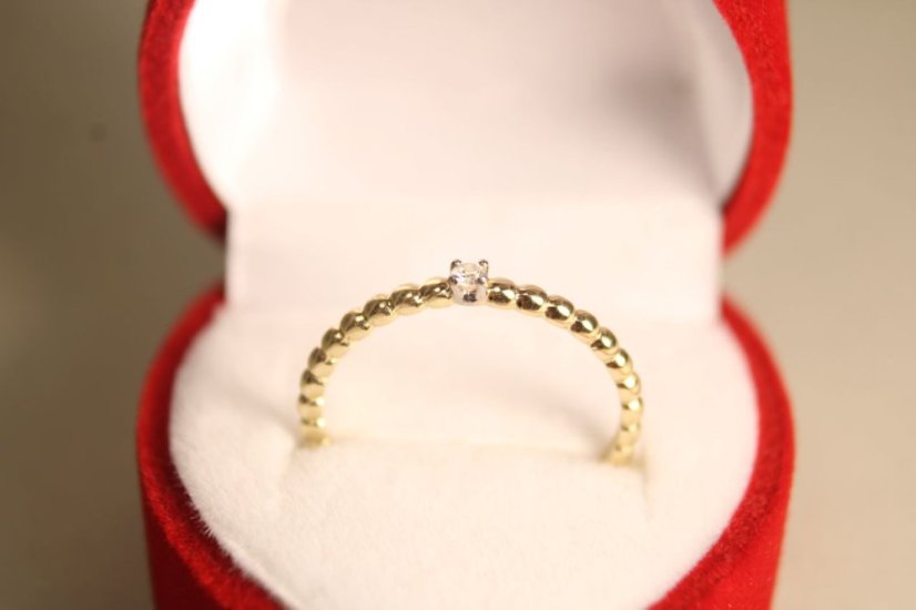 Diamantový prsteň zo žltého a bieleho zlata 0.02 ct H/Si2, veľkosť 52, 1,13 g, 14 karátov 585/1000 - Farba zlata: Viacfarebné zlato, Druh kameňa: DIAMANT (BRILIANT), Farba kameňa: Biely, Veľkosť prsteňa: 52, Váha (g): 1,13, Rýdzosť: 14 karátov 585/1000