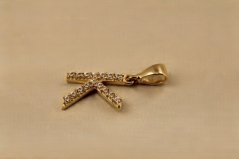 Prívesok- písmeno K- číre zirkóny- žlté zlato- 14 karátov