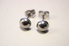 Náušnice- polguličky- puzetky- chirurgická oceľ