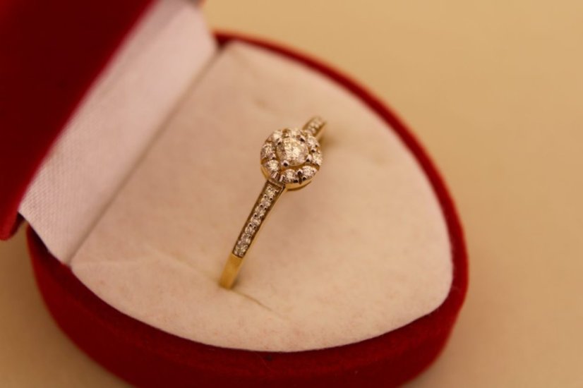 Zlatý prsteň - Briliantový veniec - 14k- Žlté zlato