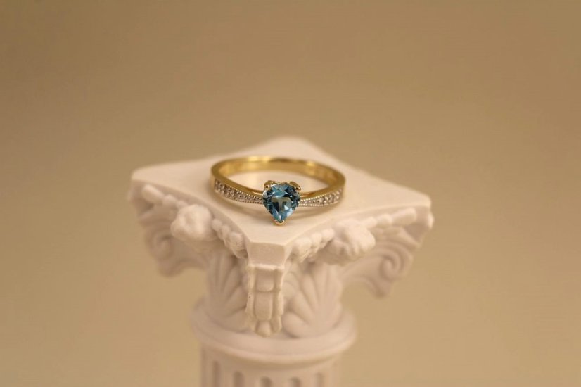 Prsteň - Topás - Diamanty 0,03 ct - SI2-H - žlté zlato - 14K