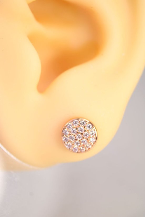 Pozlátené strieborné náušnice tvar kruhu posiate čírymi zirkónmi, puzetové zapínanie, 1,33g, 925/1000 - Materiál: Pozlátené striebro, Druh kameňa: ZIRKÓN, Farba kameňa: Číry, Váha (g): 1,33, Rýdzosť: STRIEBRO 925/1000