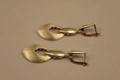 Náušnice- visiace - francúzske zapínanie- žlté zlato- 14 karátov