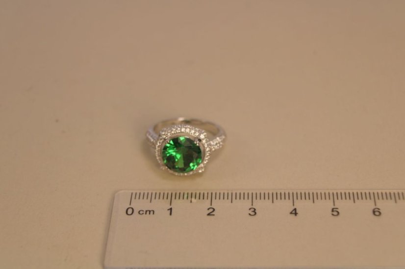Prsteň-swarovski crystals-zelený-striebro