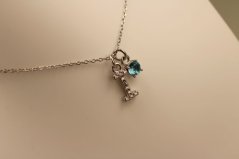 Retiazka- celebritka- písmeno I- zirkóny- rhódiované striebro