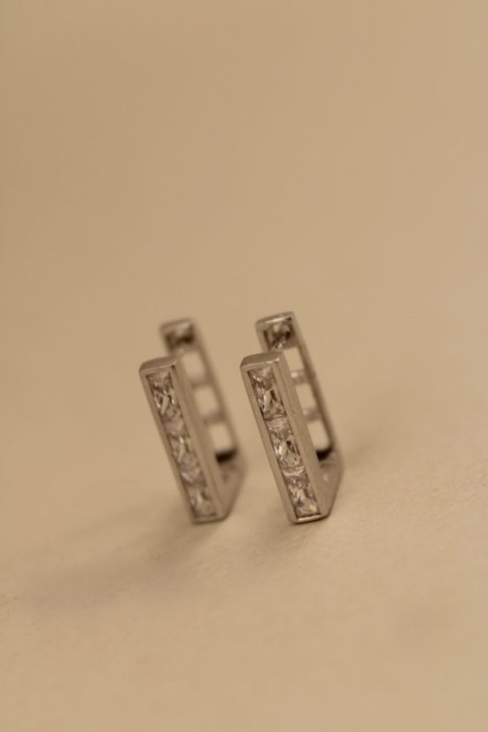 Náušnice- obdĺžníky- číre zirkóny- zacvakávacie- biele zlato- 14K