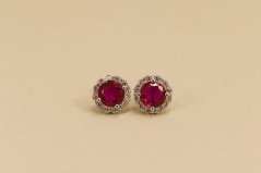 Náušnice - sýto rúžový a číry zirkón - šrúbky - rhodiované striebro