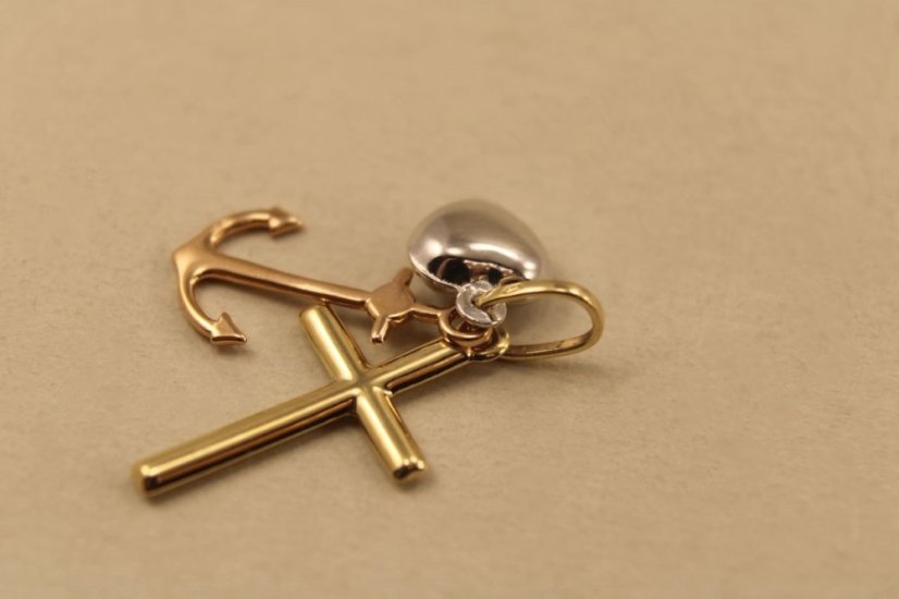 Prívesok -srdce- kotva- kríž- kombinované zlato-14 karátov