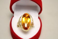 Zlatý prsteň z viacfarebného zlata, veľký oranžovo žltý zirkón, veľkosť 52, 4,57g, 14 karátov, 585/1000