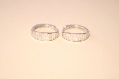 Strieborné kruhové náušnice s čírymi zirkónmi, zacvakávacie, rhódium, 1,46g, 925/1000