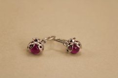 Náušnice - Lienky - sýto-rúžový zirkón - brizúra - biele zlato - 14K