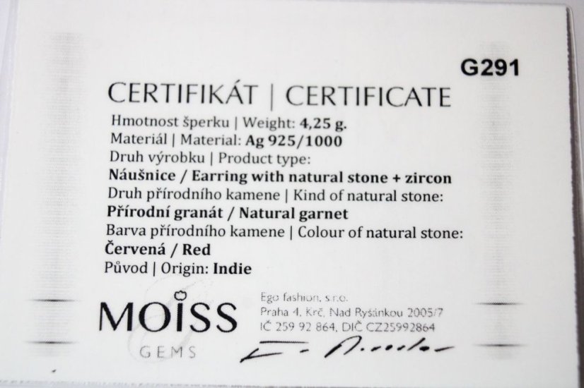 Náušnice-červený granát-číre zirkóny-francúzske zapínanie-rhodium-striebro