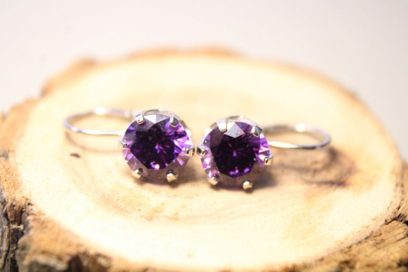 Náušnice-fialový zirkón-patent-biele zlato-14 karátov