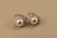 Náušnice- biela perla- zirkóny- patent- rhódiované striebro