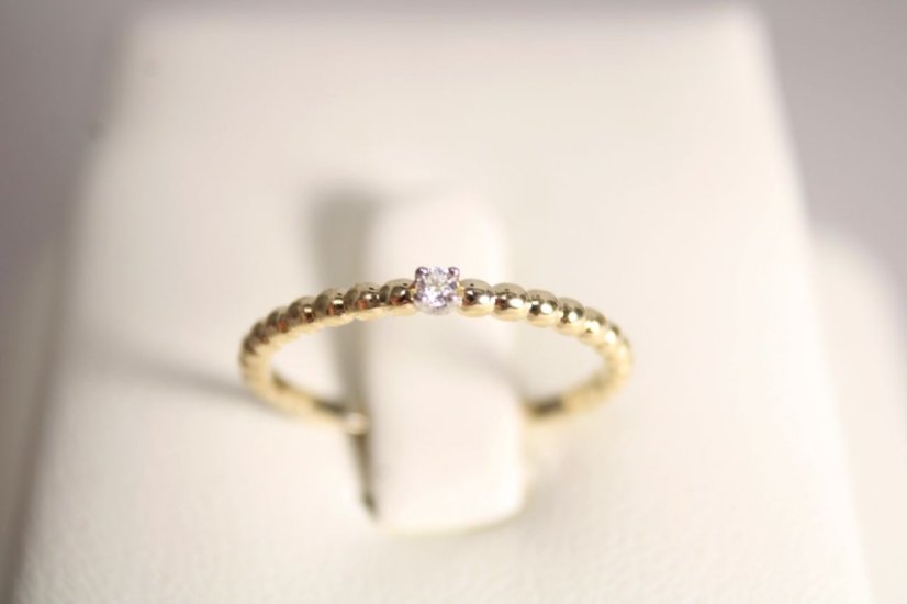Diamantový prsteň zo žltého a bieleho zlata 0.02 ct H/Si2, veľkosť 52, 1,13 g, 14 karátov 585/1000 - Farba zlata: Viacfarebné zlato, Druh kameňa: DIAMANT (BRILIANT), Farba kameňa: Biely, Veľkosť prsteňa: 52, Váha (g): 1,13, Rýdzosť: 14 karátov 585/1000