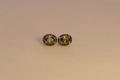 Zlaté náušnice s olivovo-zeleným zirkónom, napichovačky, žlté zlato, 2,02 g, 14k 585/1000