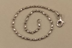 Náramok-guličky-ovály-rhodium-striebro