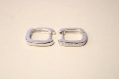 Strieborné rhodiované náušnice, obdĺžnikový tvar s čírymi zirkónmi, kĺbové zapínanie, 2,22 g, 925/1000