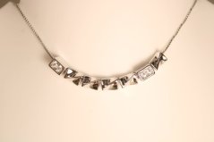 Strieborná celebritka s čírymi zirkónmi, 7 príveskov, RHODIUM, 41-46 cm, 4,12 g, 925/1000