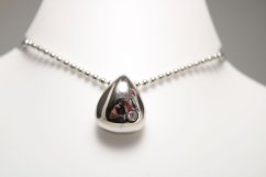 Retiazka- prívesok v tvare kvapky- číry zirkón- rhódiované striebro