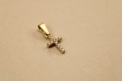 Zlatý prívesok-krížik-žlté zlato-číre zirkóny-14K